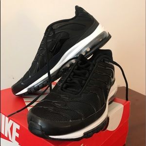 *SOLD* NIB Nike Air Max 97 Plus 10.5